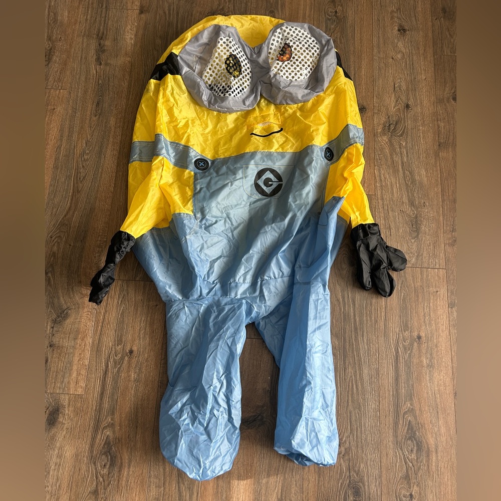 Minion Inflatable Costume - Picture 2 of 3
